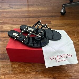 New Valentino Black Patent Rockstud Sandals in perfect condition